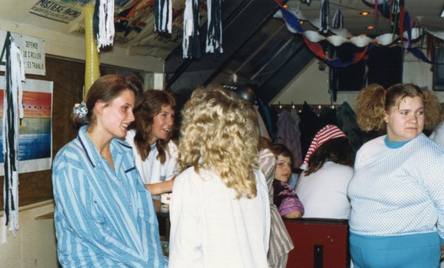1990Pyamaparty005.jpg