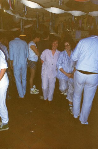 1990Pyamaparty011.jpg