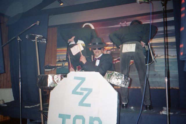 Amazingmeezing006.jpg