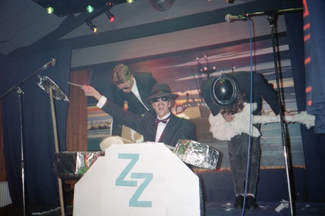 Amazingmeezing007.jpg