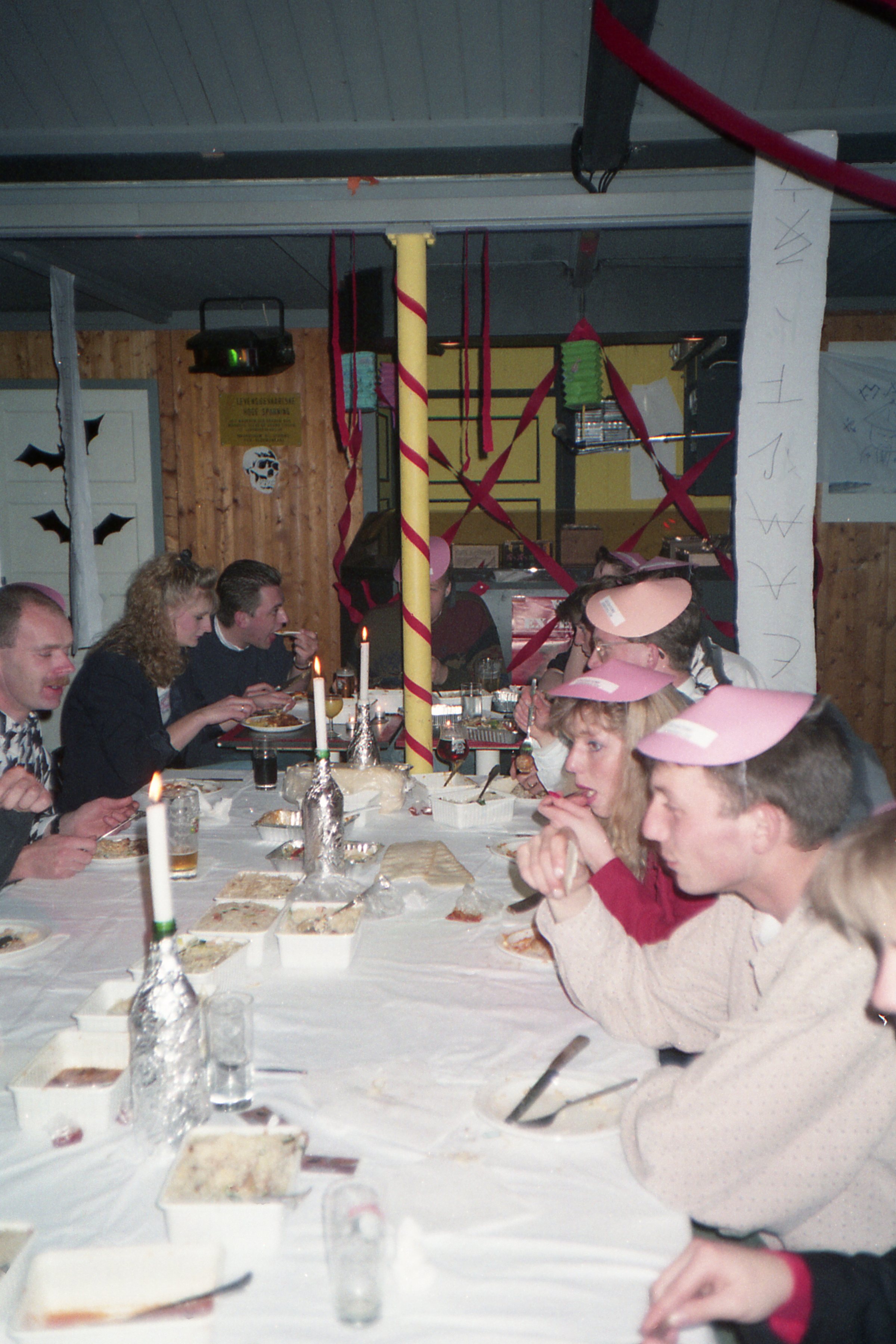 Themaavonden007.jpg