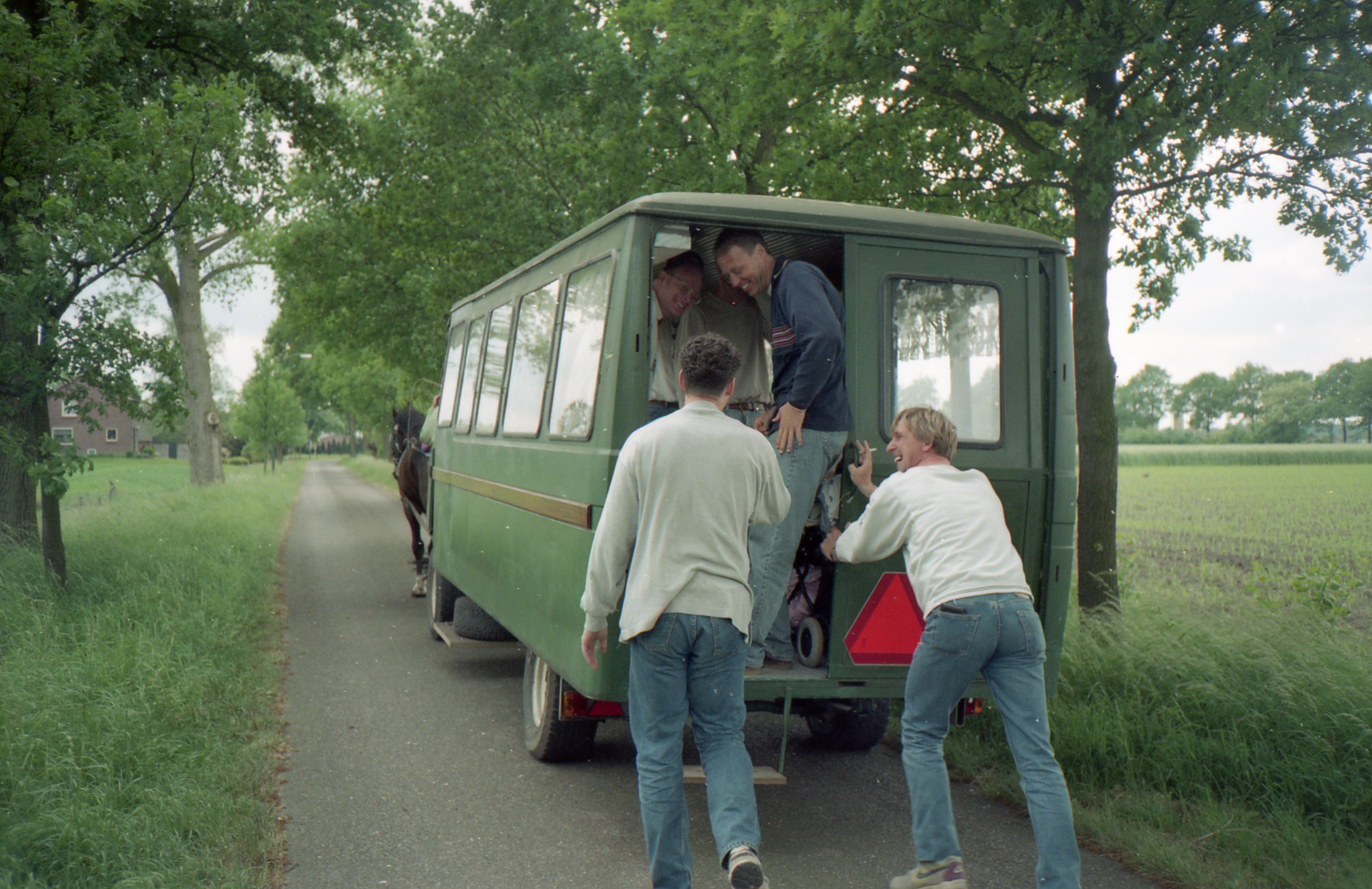 HWK020.jpg