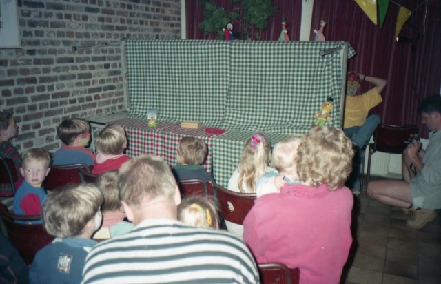 HWK011.jpg