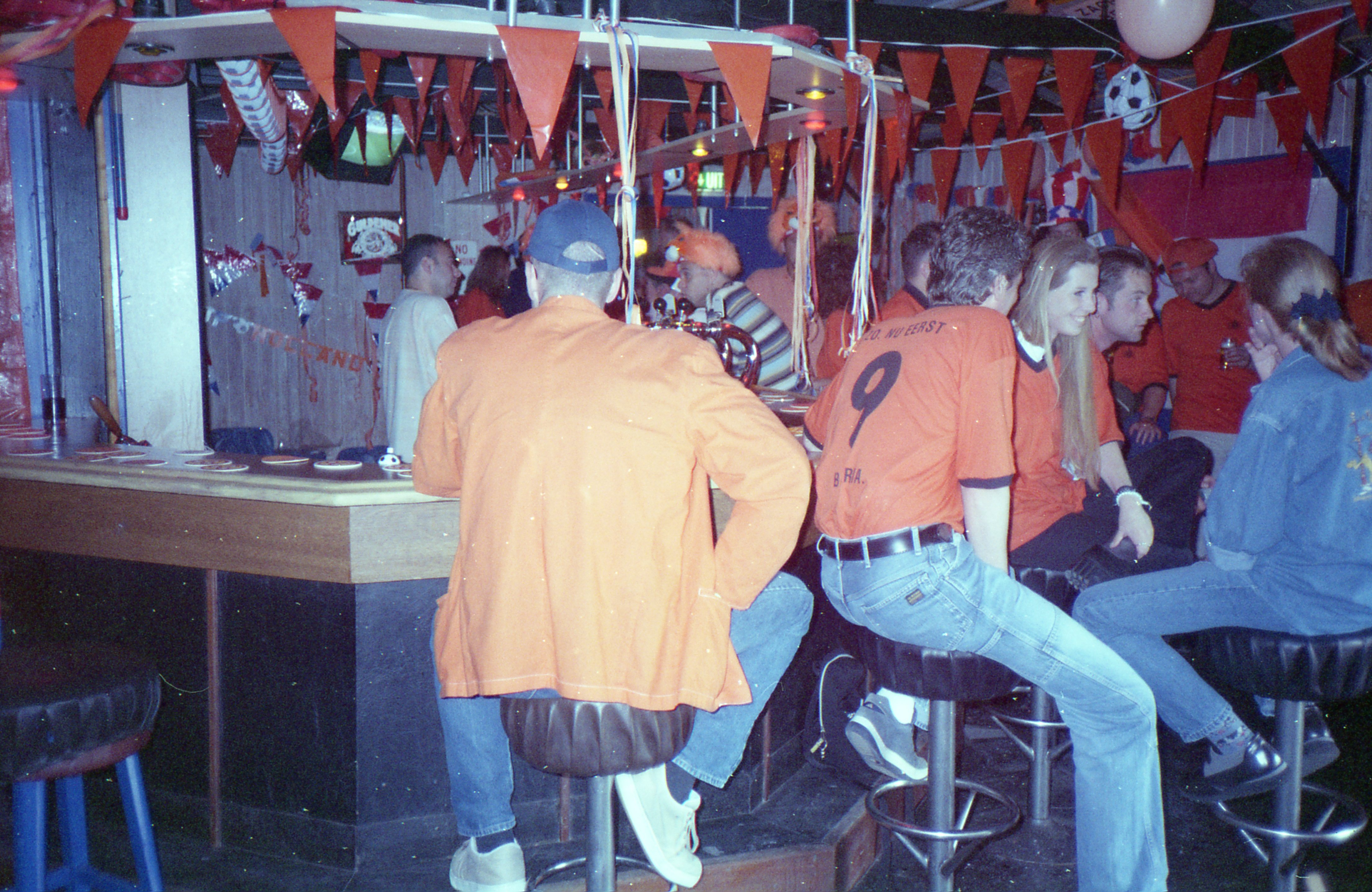 EK001.jpg