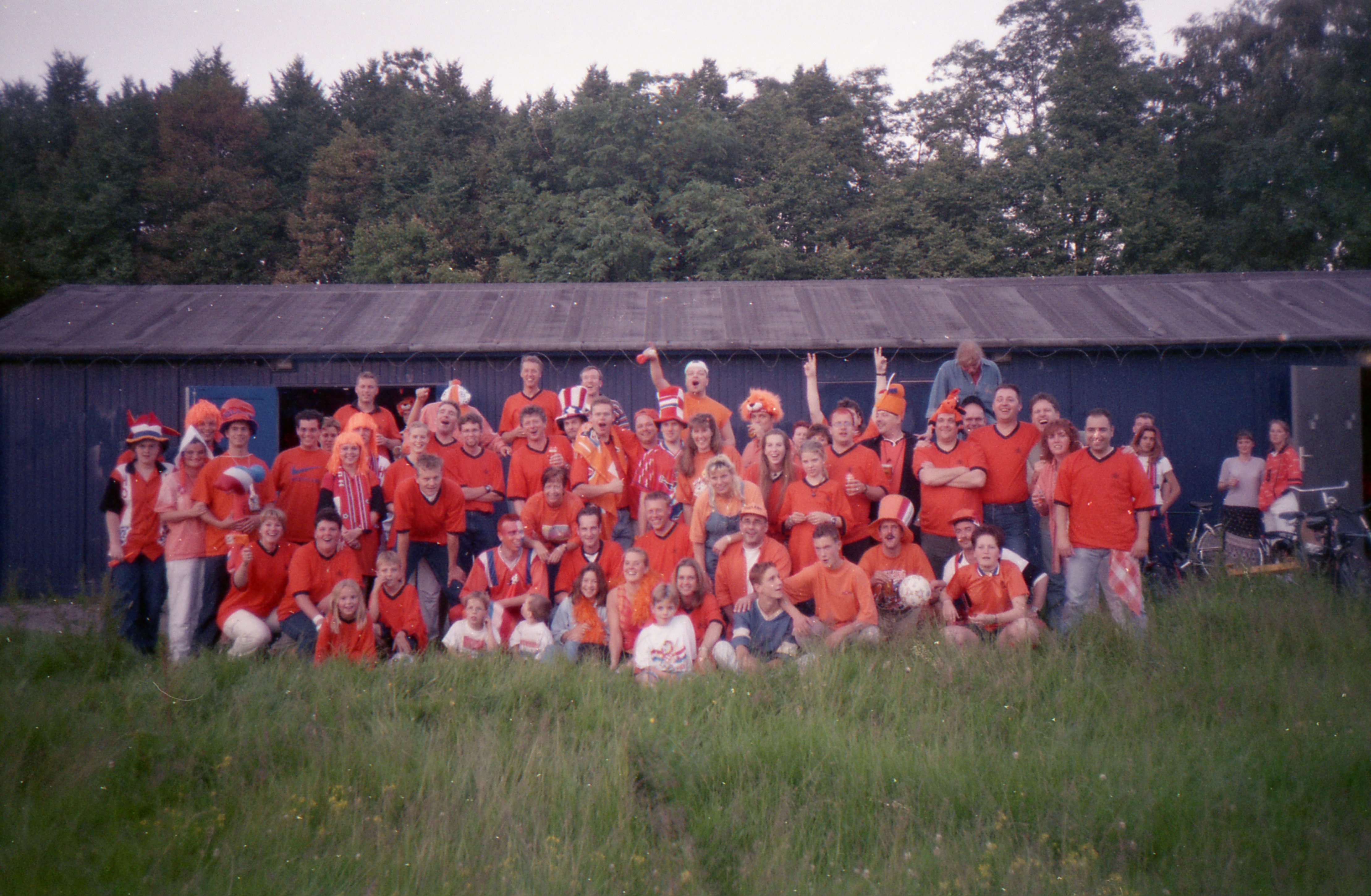 EK007.jpg