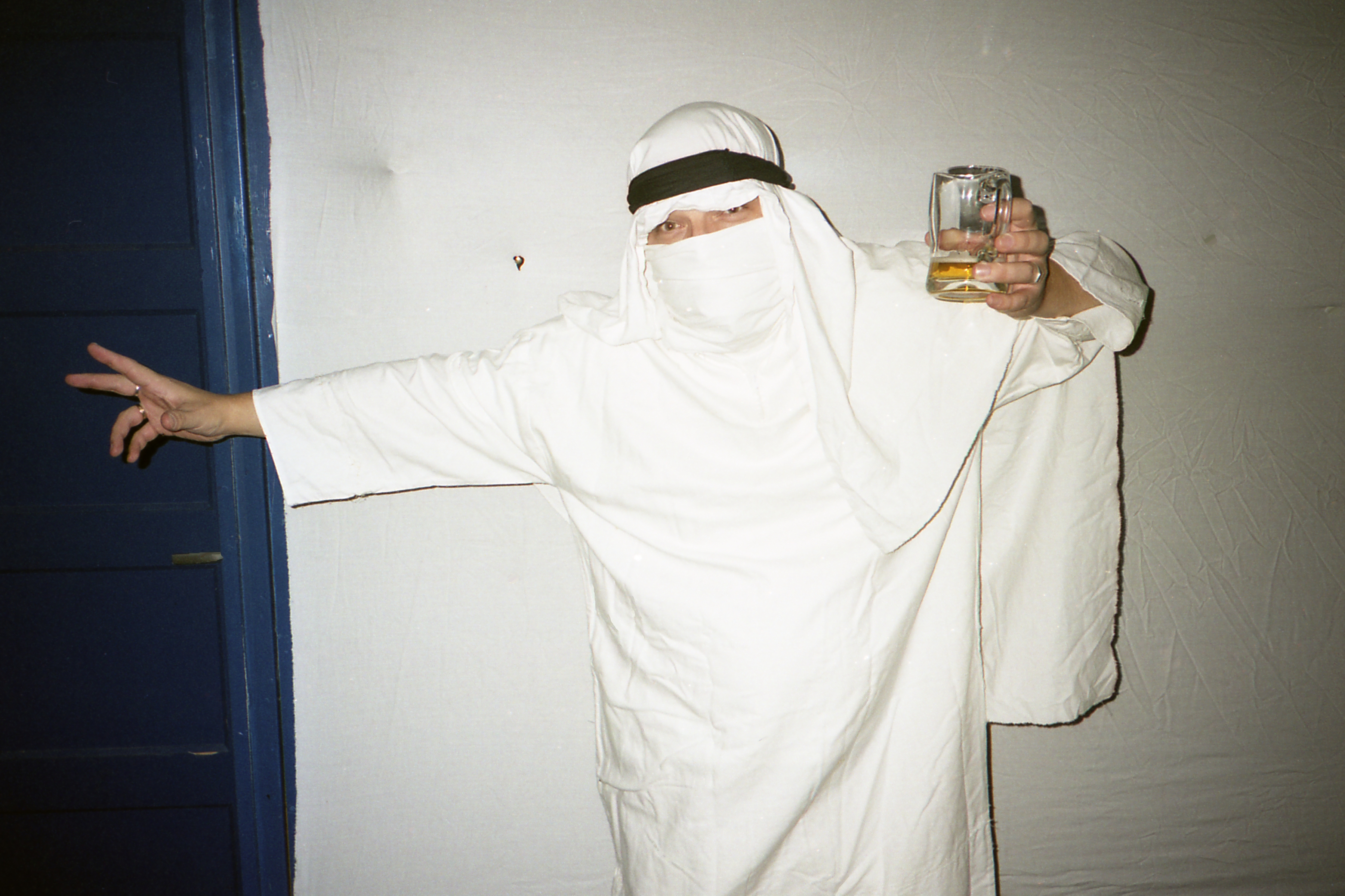 blackandwhiteparty003.jpg