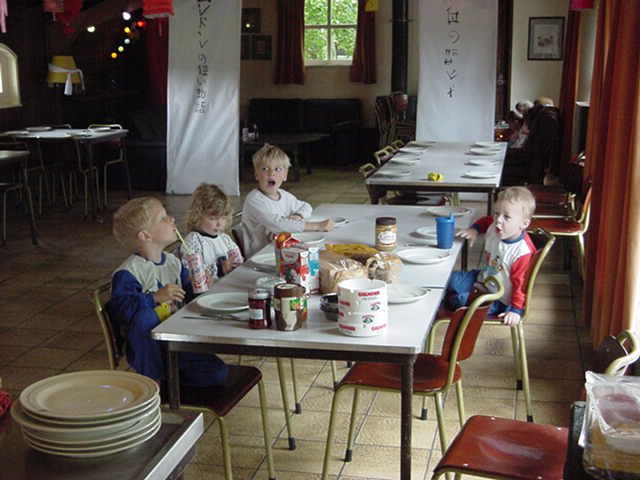 PWKBoxtel048.jpg