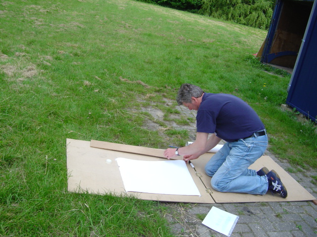 2004HWK004.jpg