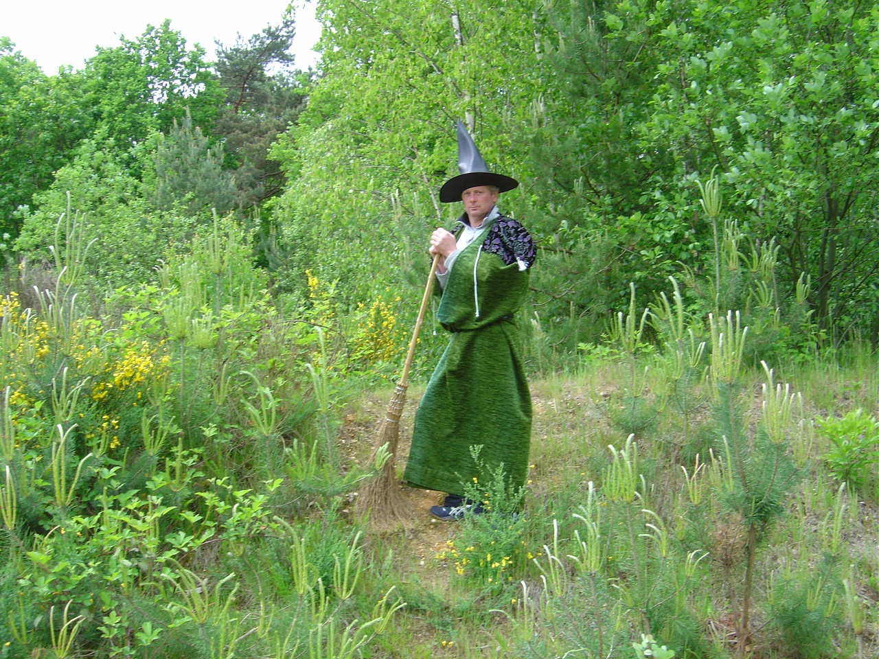 2004HWK020.jpg