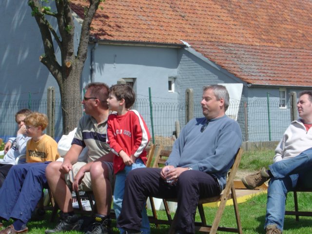 2004HWK040.jpg