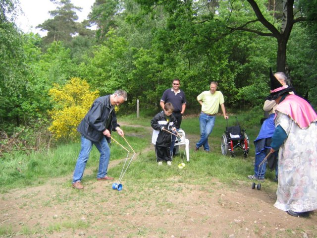 2004HWK056.jpg