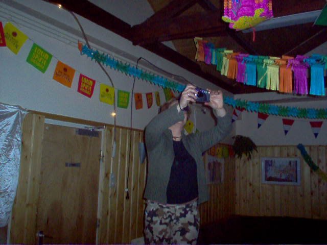 2004NWK12.jpg