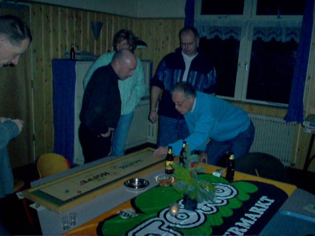 2004NWK3.jpg