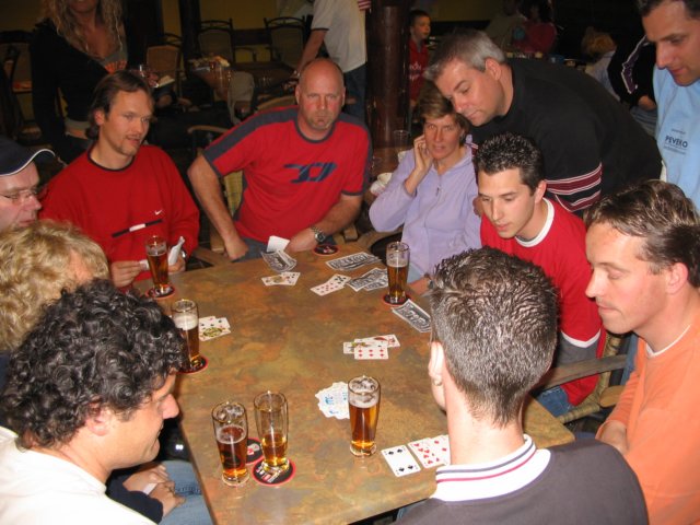 2005HWK44.jpg