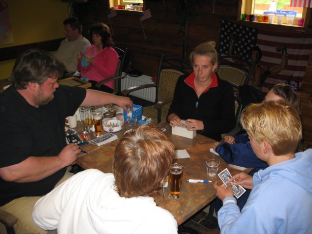 2005HWK46.jpg