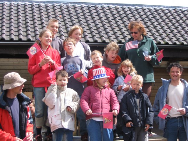 2005HWK54.jpg