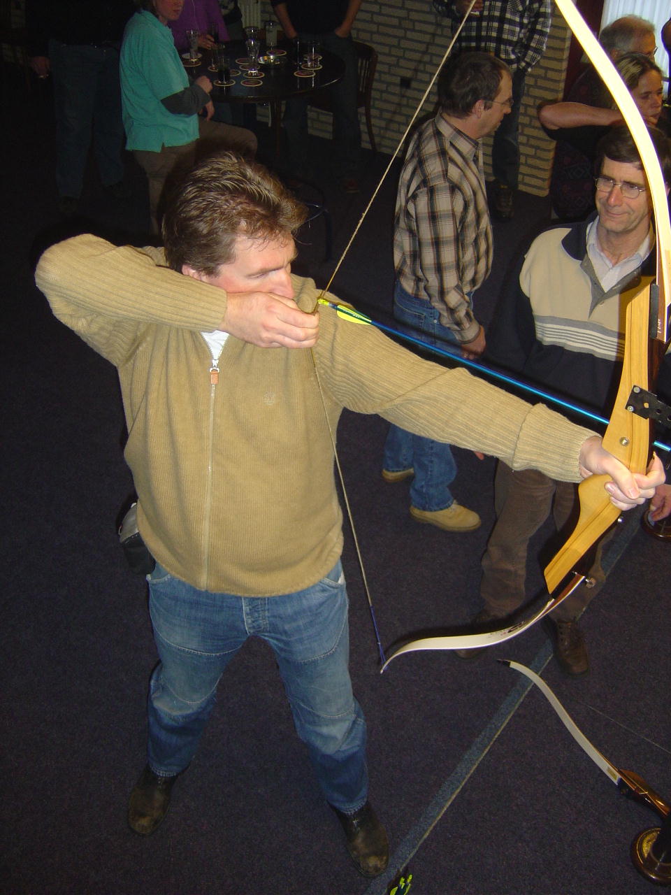 2005HWK111.jpg