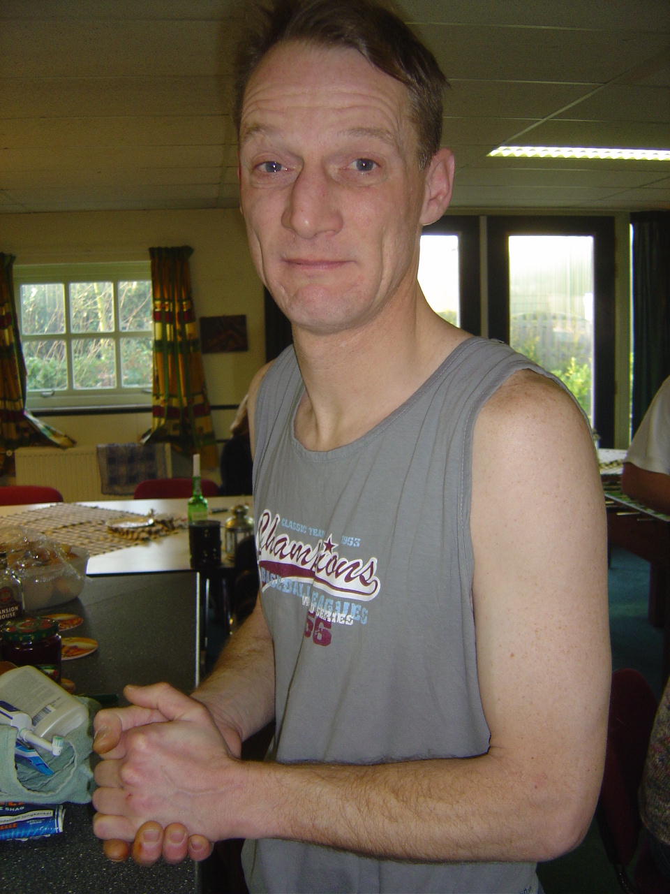2005HWK26.jpg