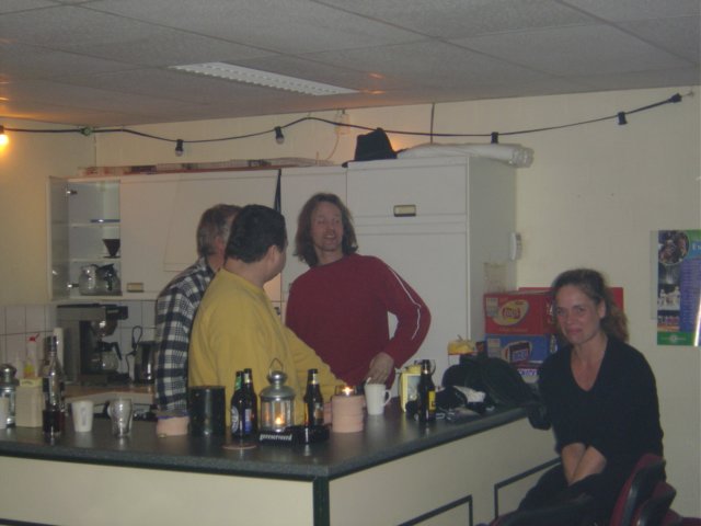 2005HWK21.jpg