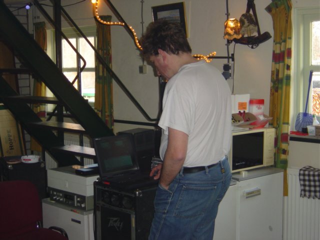 2005HWK61.jpg