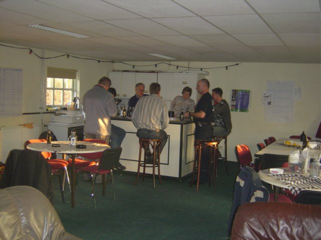 2005HWK8.jpg