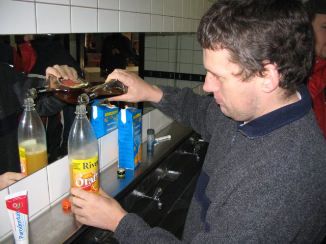 2005NWK4.jpg