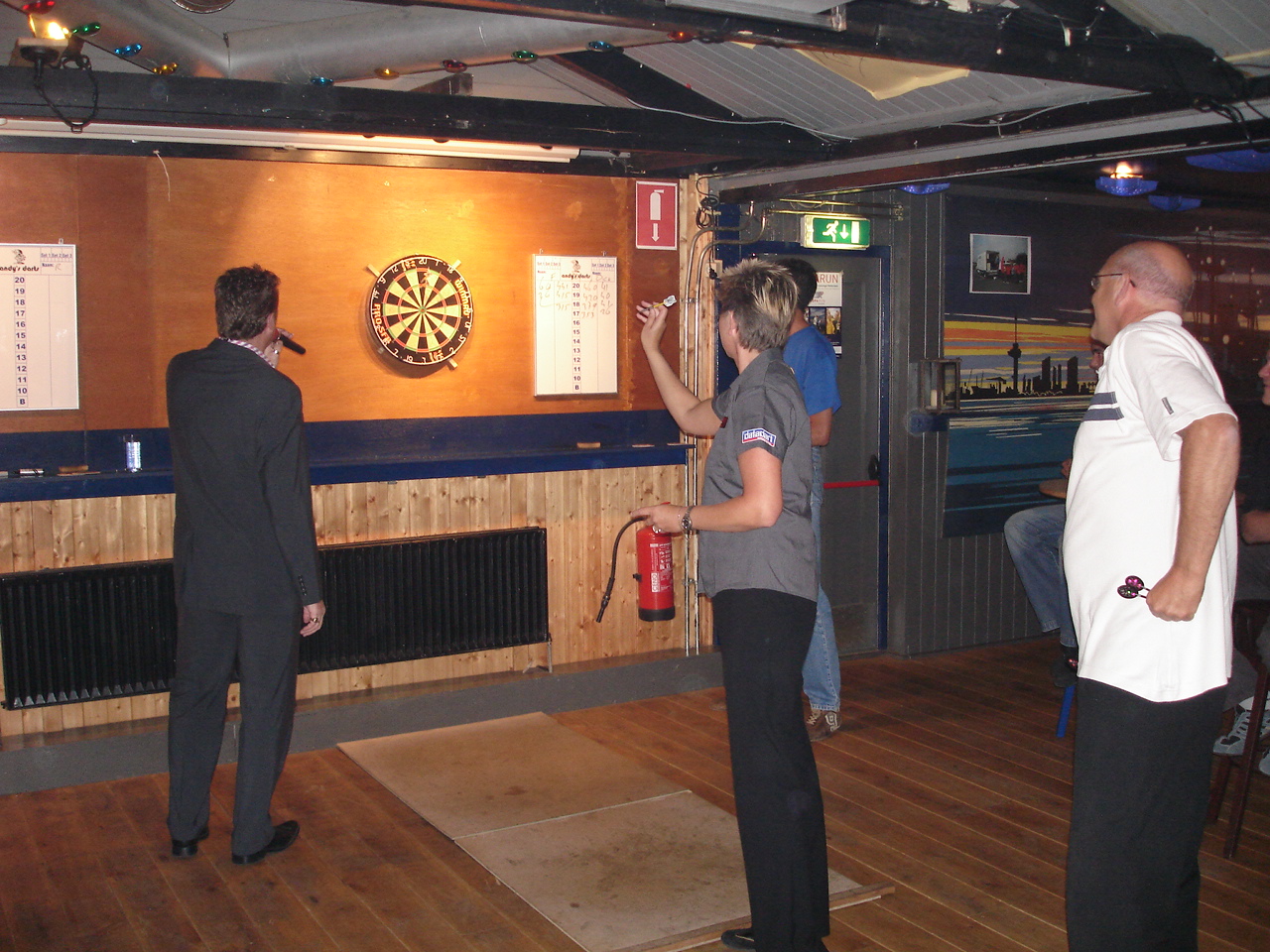 2007Dartclinic11.jpg