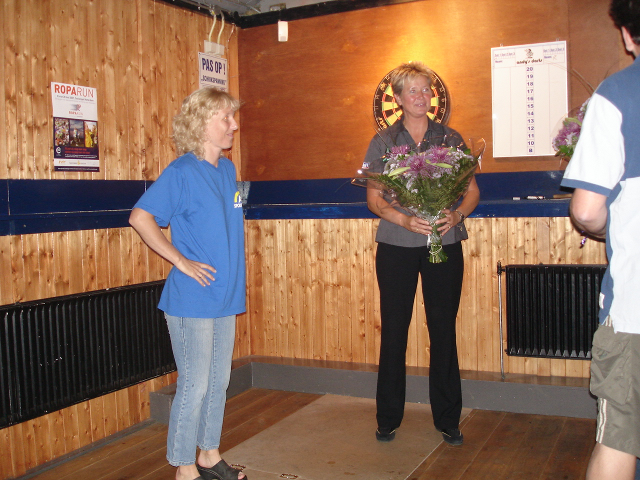 2007Dartclinic75.jpg