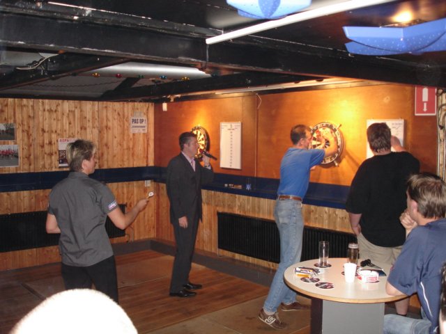 2007Dartclinic18.jpg