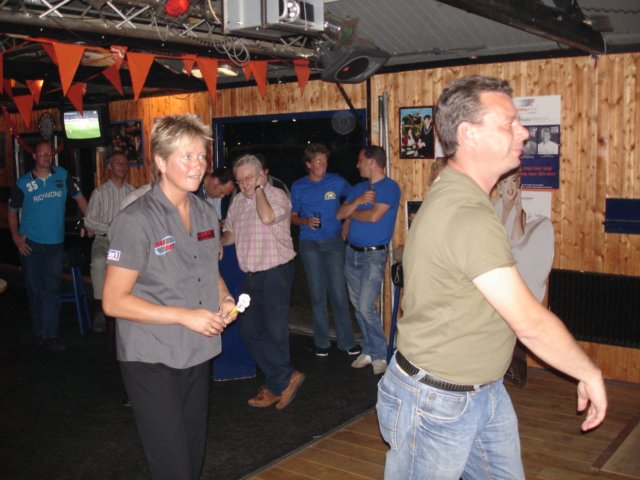 2007Dartclinic45.jpg