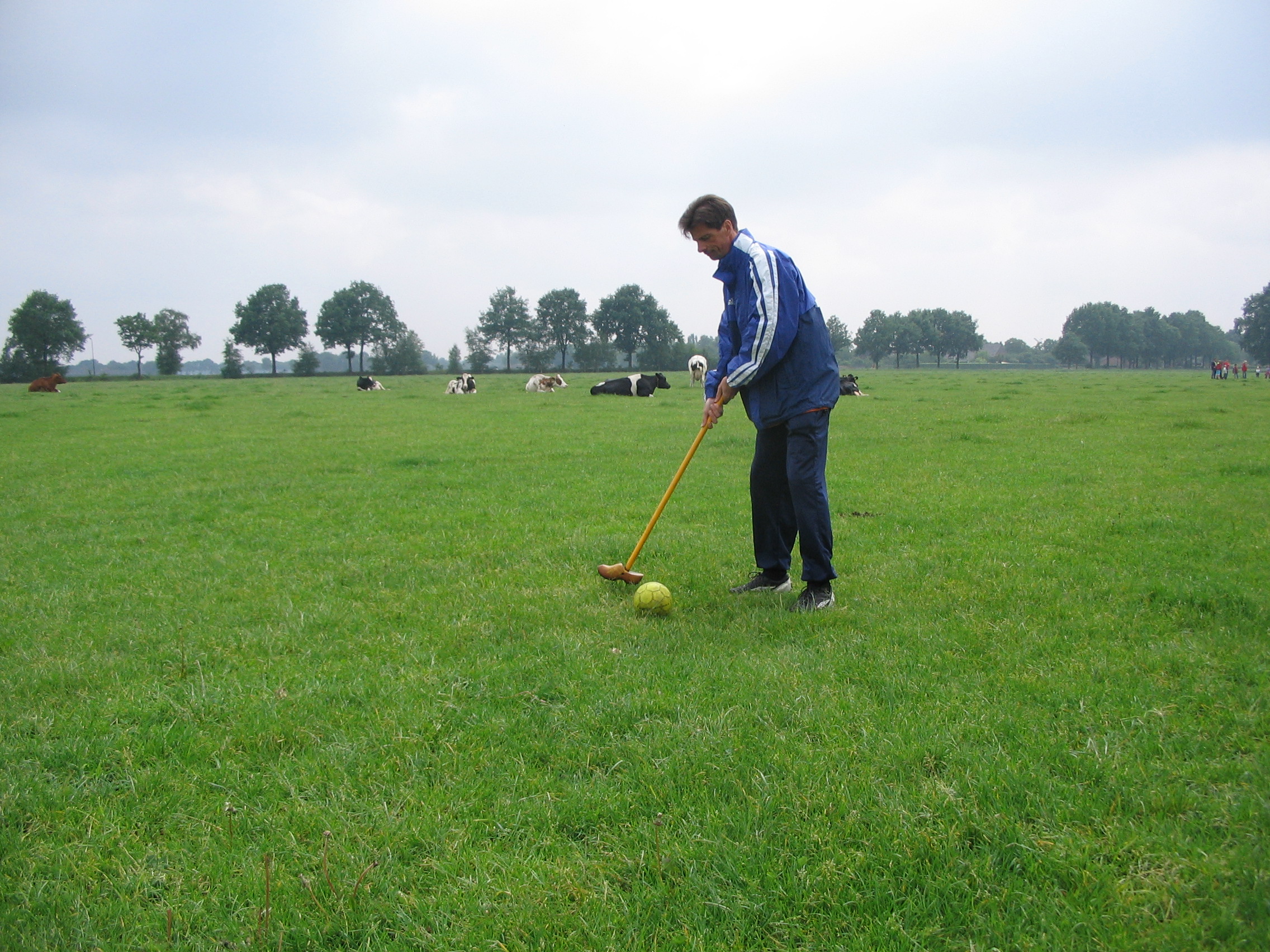 2007HWK16.jpg