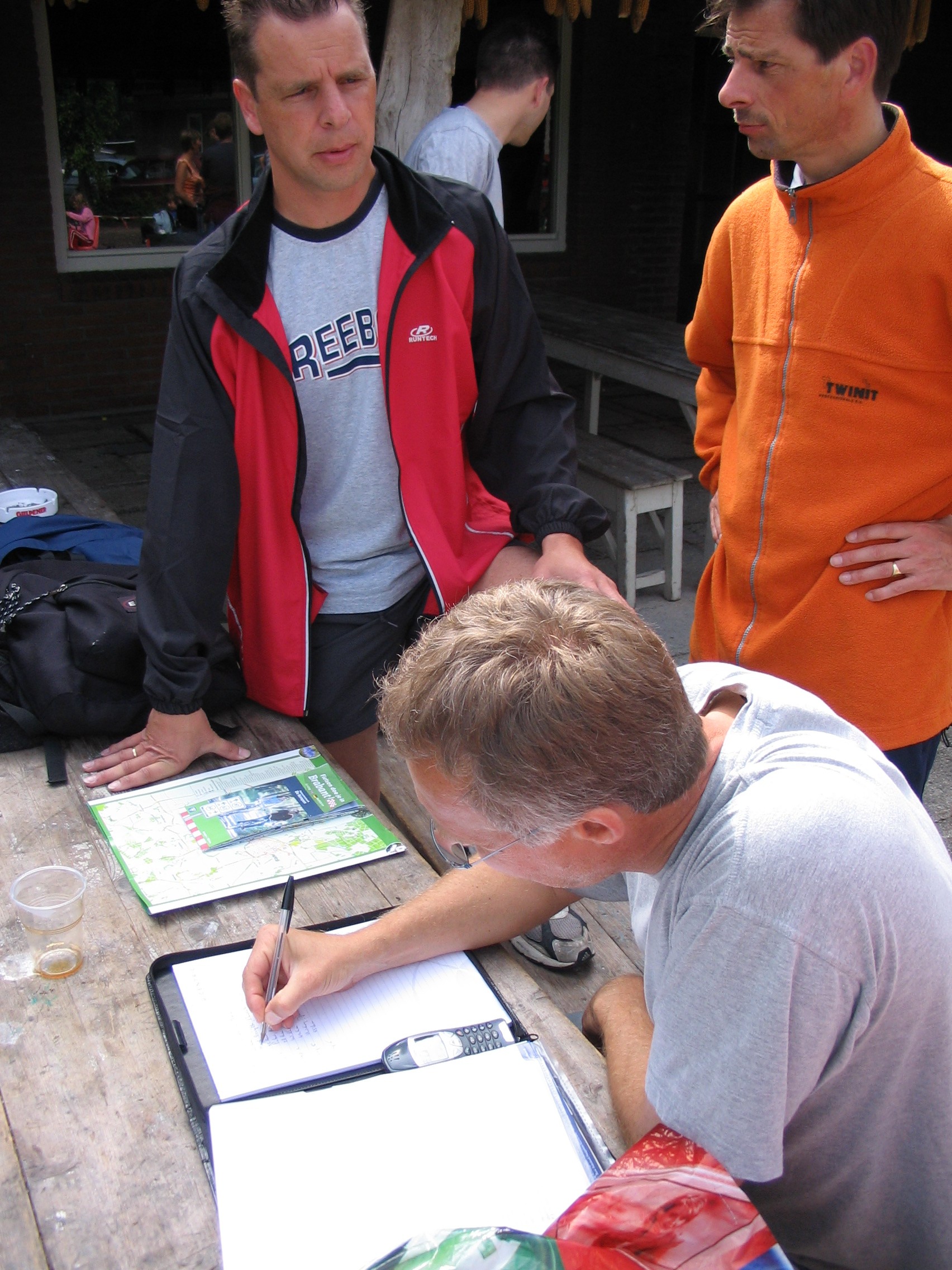 2007HWK40.jpg
