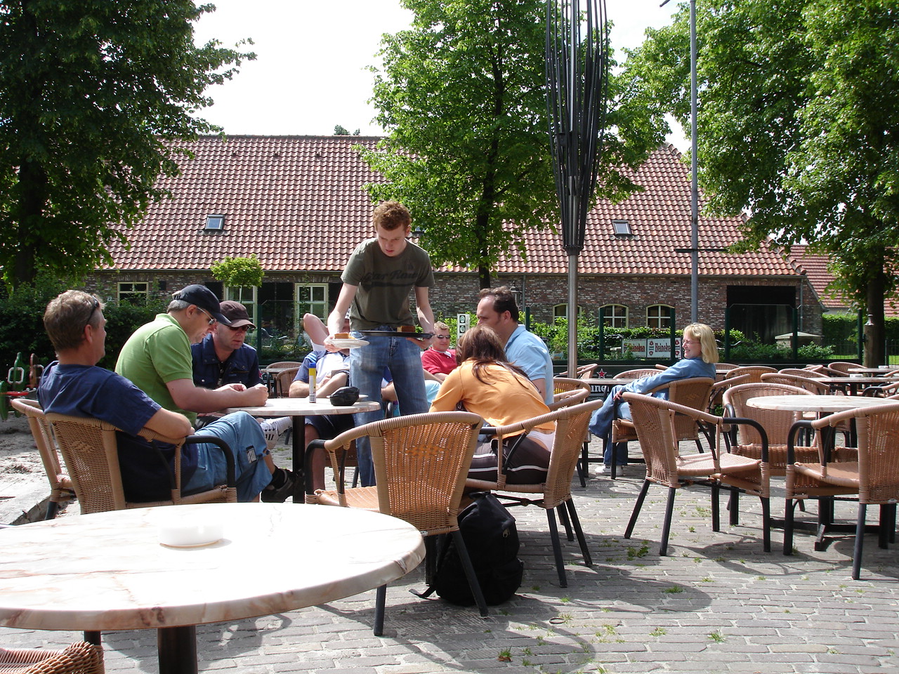 2007HWK120.jpg