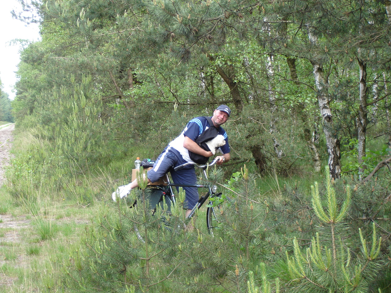 2007HWK126.jpg