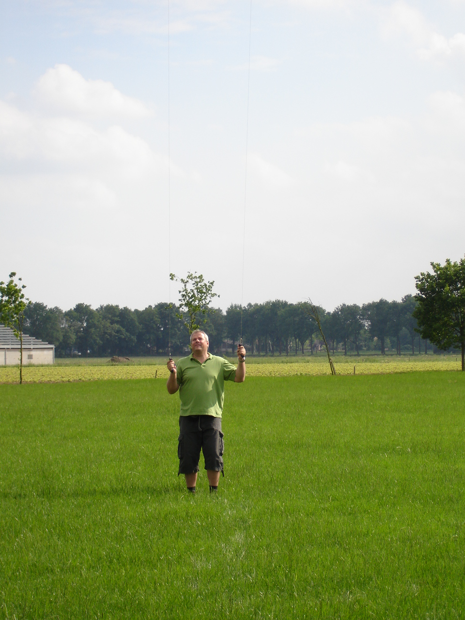 2007HWK139.jpg