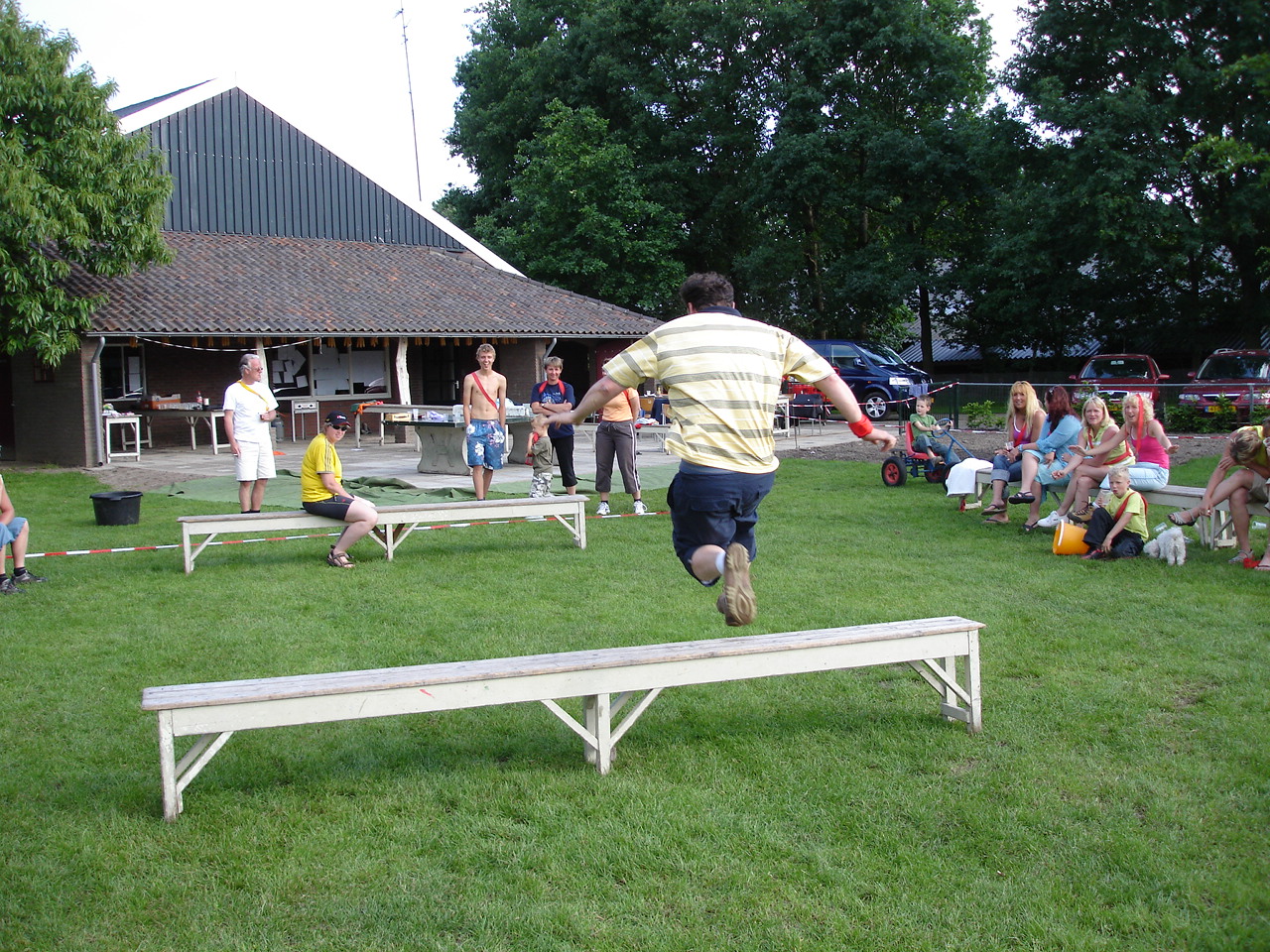 2007HWK272.jpg