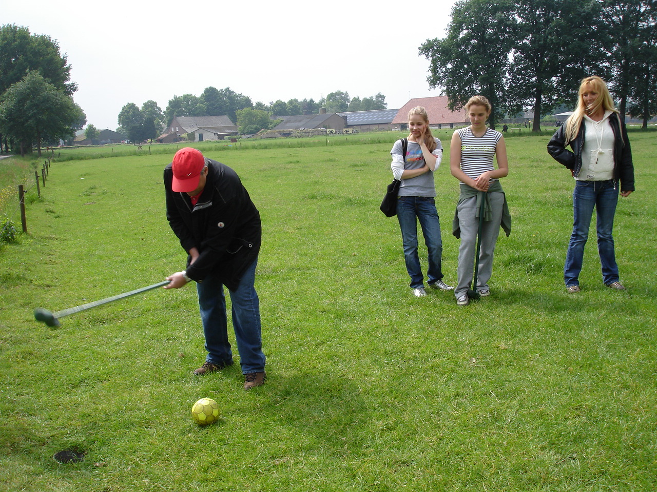 2007HWK52.jpg