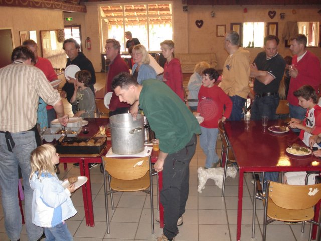 2007HWK100.jpg
