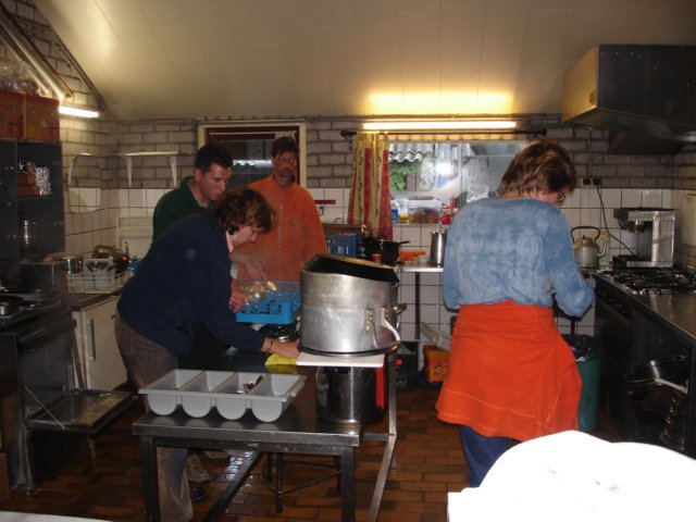 2007HWK102.jpg