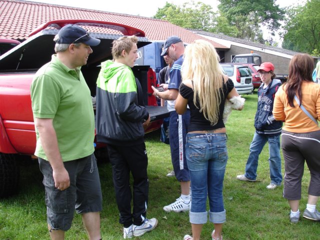 2007HWK108.jpg