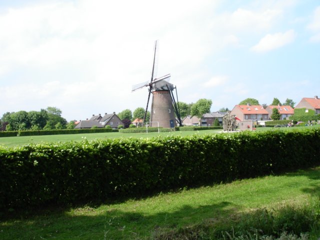 2007HWK134.jpg