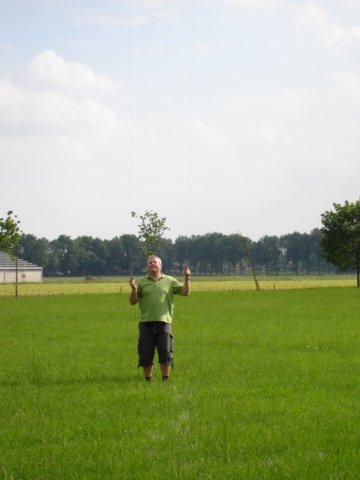 2007HWK139.jpg