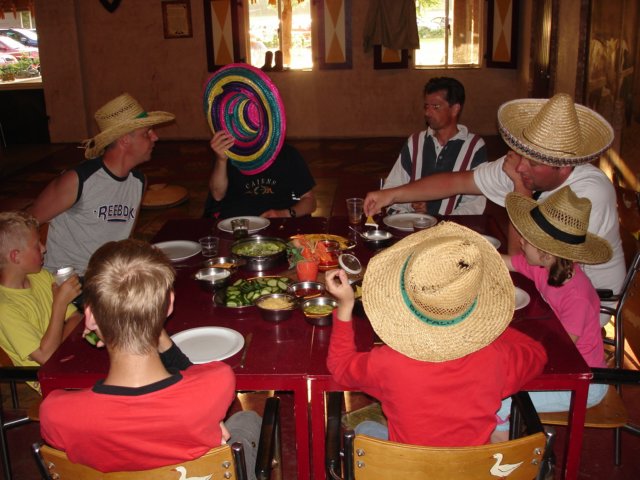 2007HWK162.jpg