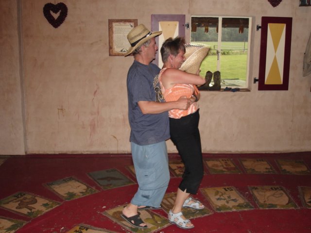 2007HWK185.jpg