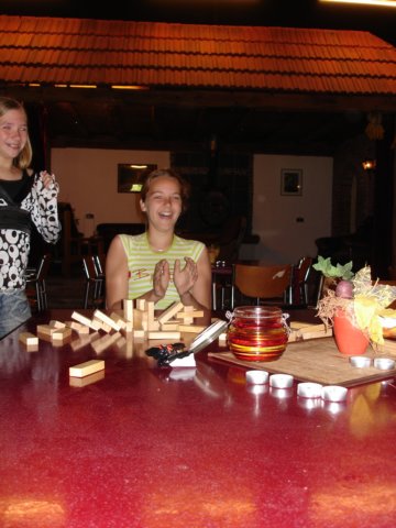 2007HWK205.jpg
