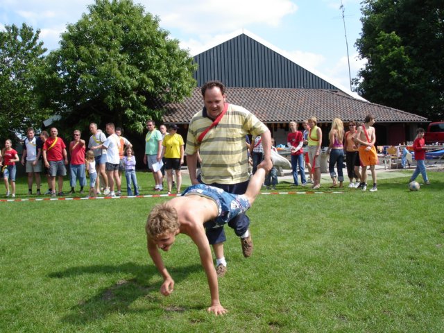 2007HWK224.jpg