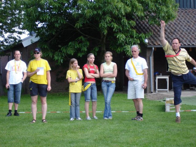 2007HWK235.jpg