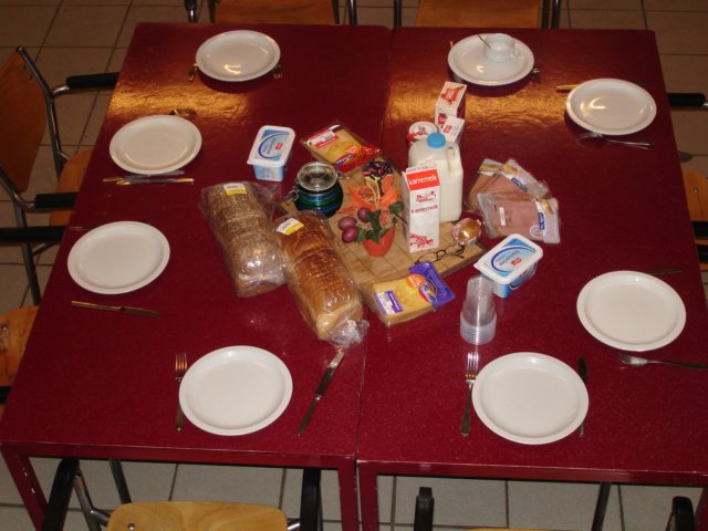 2007HWK28.jpg