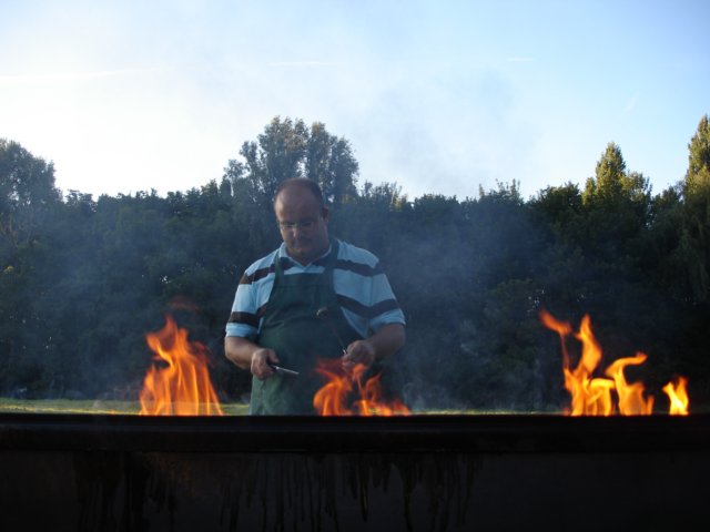 BBQ200791.jpg