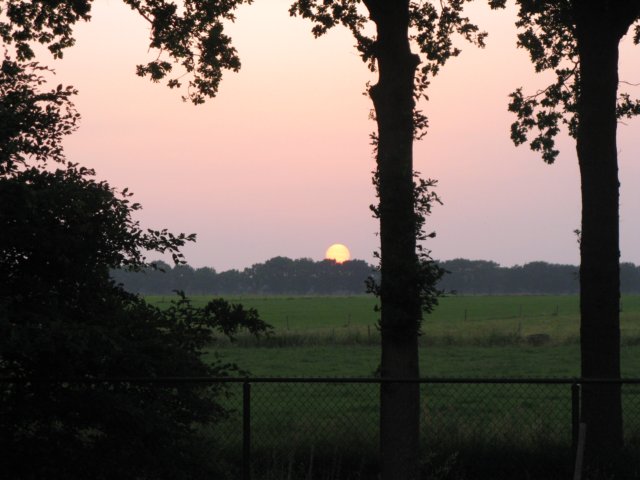 2008HWK6.jpg